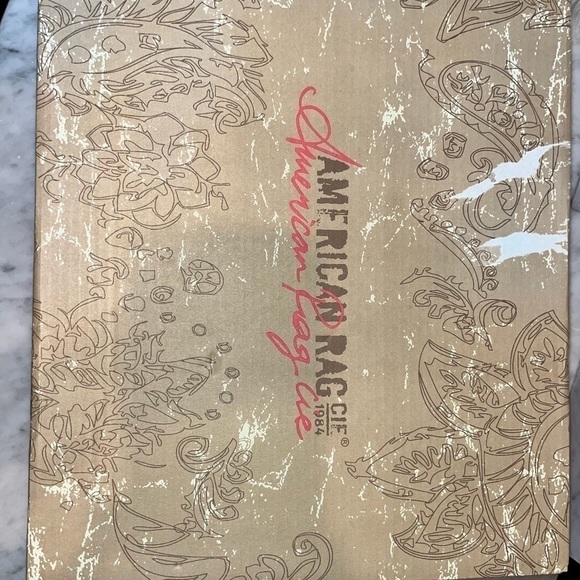 NEW! American Rag Abby Ankle Booties Brown Side Zippers - Picture 10 of 11